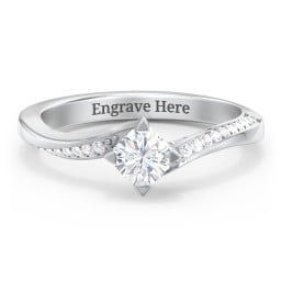 Solitaire Engagement Ring with Twisted Shoulder Accents