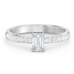 Engagement Ring with Graduated Side Stones