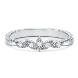 Vintage Leaf and Vine Band with Milgrain