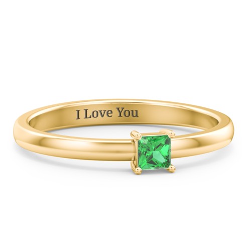 Elegant Princess Ring – 14K Yellow Gold with Emerald