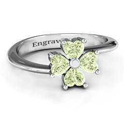 Four Heart Clover Ring in 925 Sterling Silver with Peridot