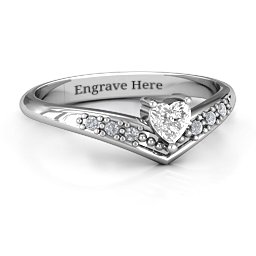V-Accented Heart Ring
