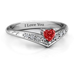 V-Accented Heart Ring in 925 Sterling Silver with Garnet