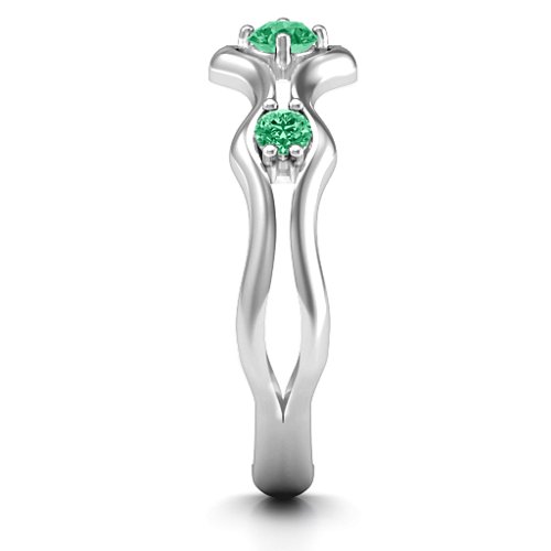 Wavy Trio Ring – Sterling Silver with Emerald