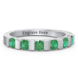 Band of Love Ring in 925 Sterling Silver with Emerald