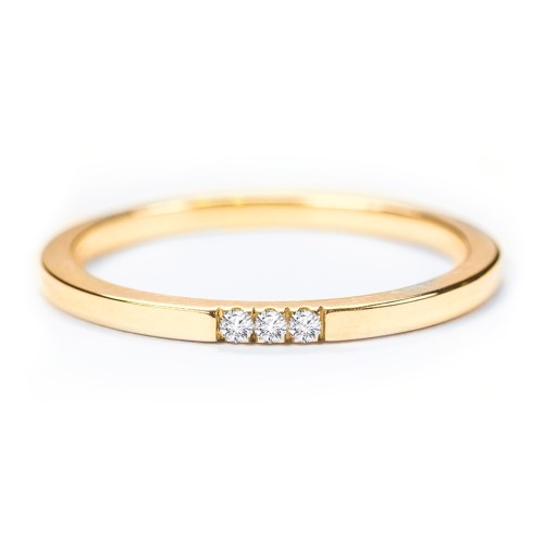 Minimalist Band with Micro-Pavé Stones – 10K Yellow Gold with White Premium Zirconia