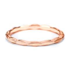 Faceted Wave Band with Milgrain Detailing