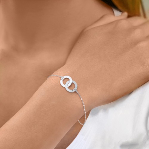 Engravable Interlocking Circles Bracelet – Sterling Silver