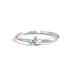 Dainty Folded Heart Ring with Accent in 925 Sterling Silver with Emerald