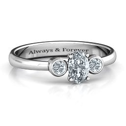 Oval Centre with Twin Bezel Rounds Ring