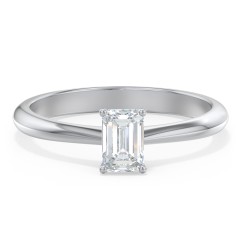 Classic Solitaire Engagement Ring – 10K Yellow Gold