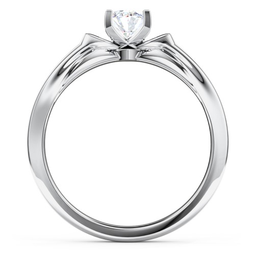 Solitaire Engagement Ring with Peaked Shoulders – 14K White Gold