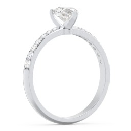 Engagement Ring with Graduated Side Stones