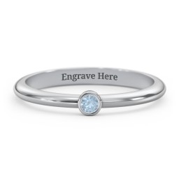 Classic Bezel Set Ring in 925 Sterling Silver with Blue Topaz