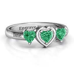 Heart Stone with Twin Heart Accents Ring in 925 Sterling Silver with Emerald