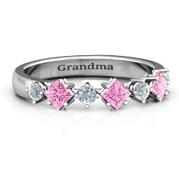 Shape of her Heart Band Ring