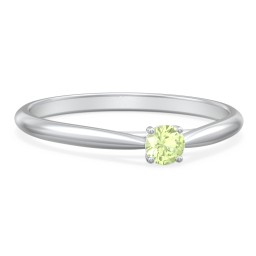 Classic Solitaire Sparkle Ring in 925 Sterling Silver with Peridot