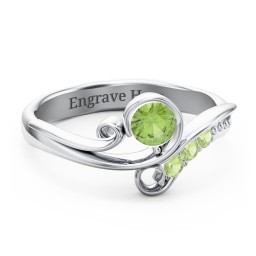 Family Flair Ring With 2-6 Birthstones in 925 Sterling Silver with Peridot and Cubic Zirconia