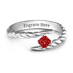 Unicorn Horn Ring in 925 Sterling Silver with Garnet