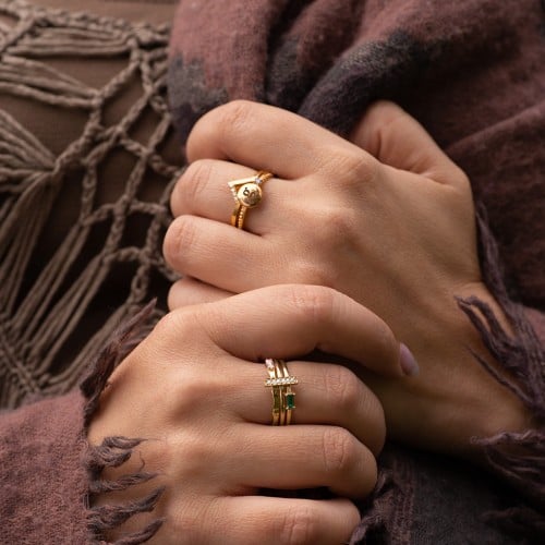 Engravable Disc Ring with Gemstone and Beaded Band