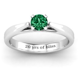 Ski Tip Solitaire Ring in 925 Sterling Silver with Emerald