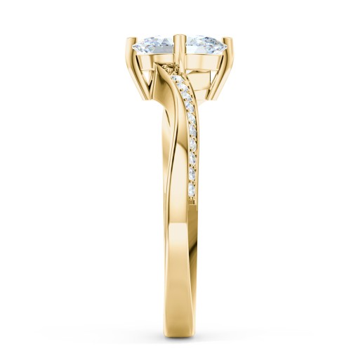 Solitaire Engagement Ring with Twisted Shoulder Accents – 10K Yellow Gold with Lab Diamond