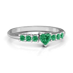 Beaming with Love Ring in 925 Sterling Silver with Emerald