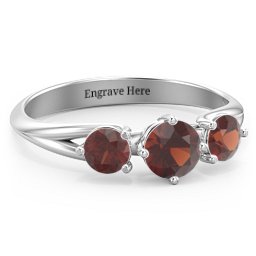 Orion’s Belt Three Stone Round Brilliant Cut Ring in 925 Sterling Silver with Garnet