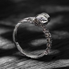 Carmilla - Crow Skull Ring