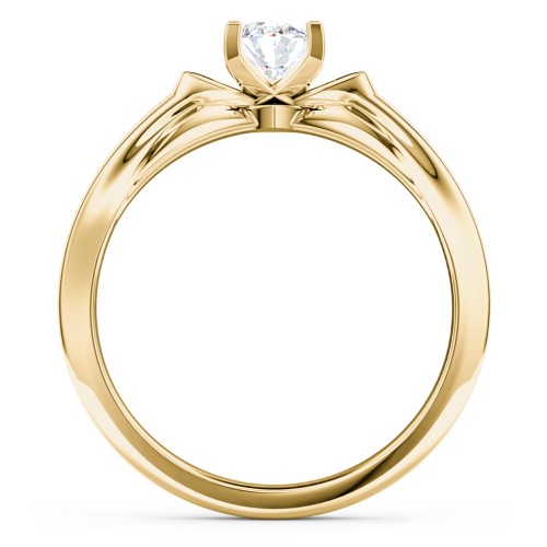 Solitaire Engagement Ring with Peaked Shoulders – 10K Yellow Gold