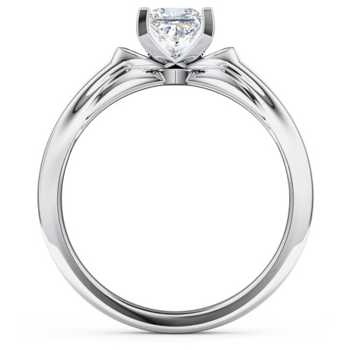 Solitaire Engagement Ring with Peaked Shoulders – 14K White Gold
