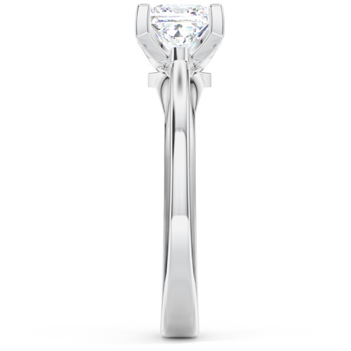 Solitaire Engagement Ring with Peaked Shoulders – 14K White Gold
