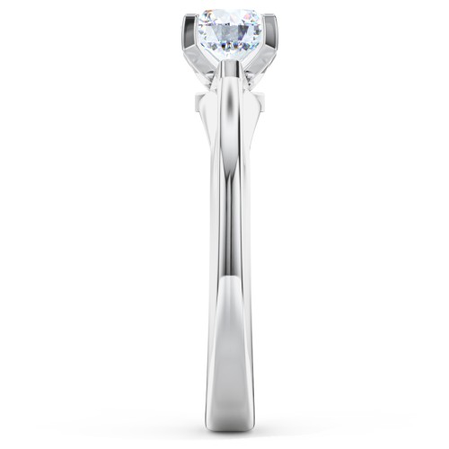 Solitaire Engagement Ring with Peaked Shoulders – 14K White Gold