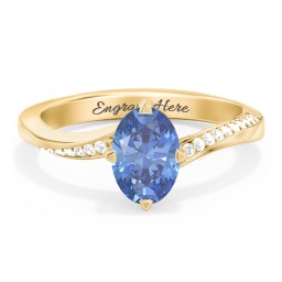 Solitaire Engagement Ring with Twisted Shoulder Accents