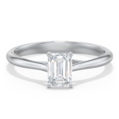 Classic Solitaire Engagement Ring – 14K White Gold