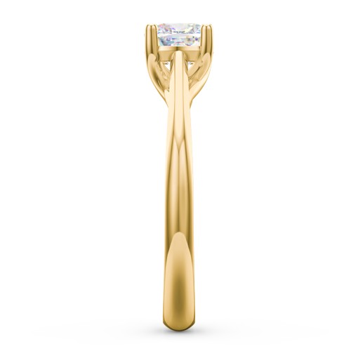 Classic Solitaire Engagement Ring – 10K Yellow Gold