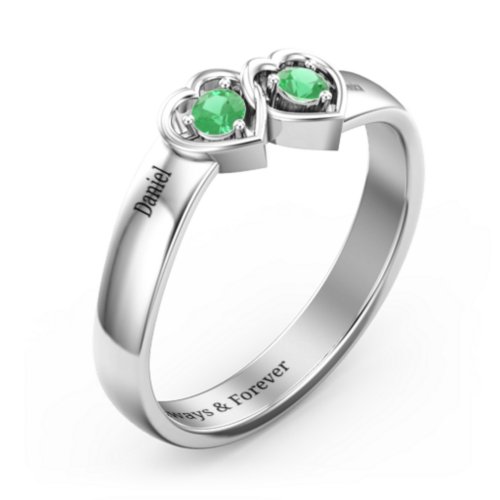 Double Interlocked Hearts Ring – Sterling Silver with Emerald