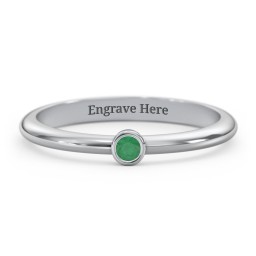 Classic Bezel Set Ring in 925 Sterling Silver with Emerald
