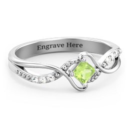 Solitaire Princess Cut Ring with Twisted Split Shank and Accents in 925 Sterling Silver with Peridot and Diamond