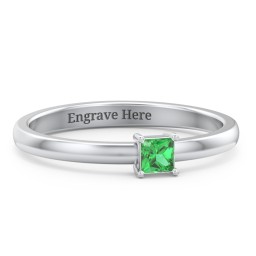 Elegant Princess Ring in 925 Sterling Silver with Emerald