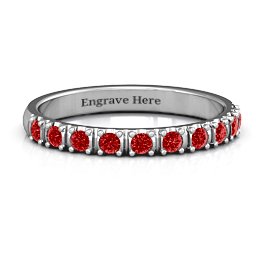 Magical Affinity Ring in 925 Sterling Silver with Garnet