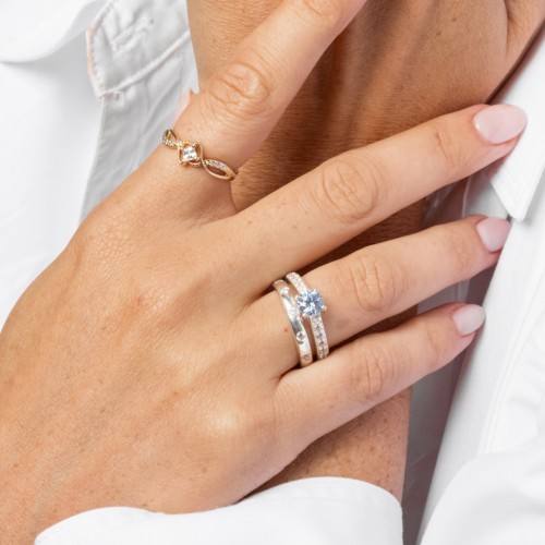 Elegant Duchess Ring with Shoulder Accents – 10K Yellow Gold with Amethyst Premium Zirconia and Amethyst