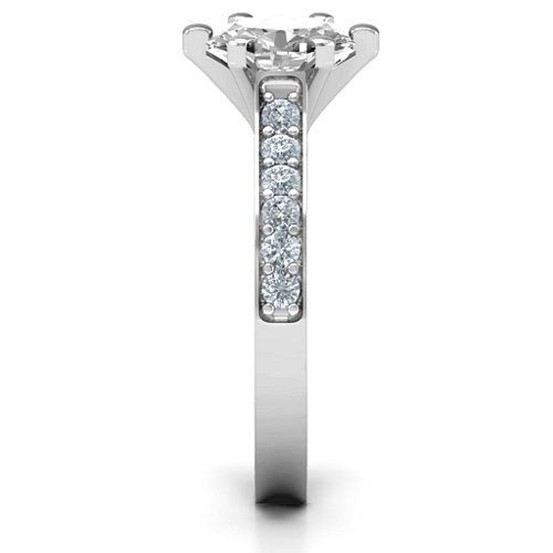 Shining in Love Ring