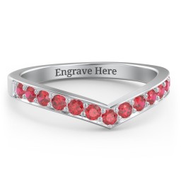Vanessa Band Ring in 925 Sterling Silver with Garnet