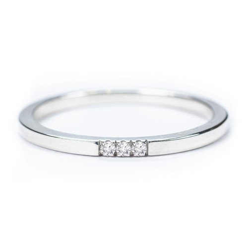 Minimalist Band with Micro-Pavé Stones – 10K White Gold with White Premium Zirconia