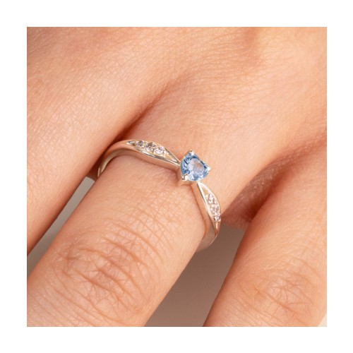 Heart Gemstone Promise Ring with Trio Set Accent Stones – 18K Gold Plated Silver with Ruby and White Premium Zirconia