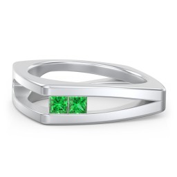 Men’s Squared Split Shank Ring with Princess Cut Gemstones in 925 Sterling Silver with Emerald