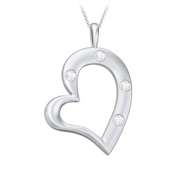 Mi Familia Tilted Heart Pendant