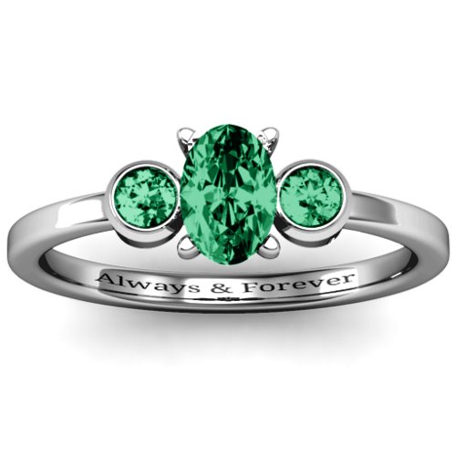 Oval Center with Twin Bezel Rounds Ring