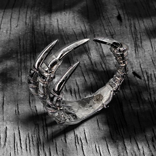 Carmilla - Claw Ring with Hidden Gemstone